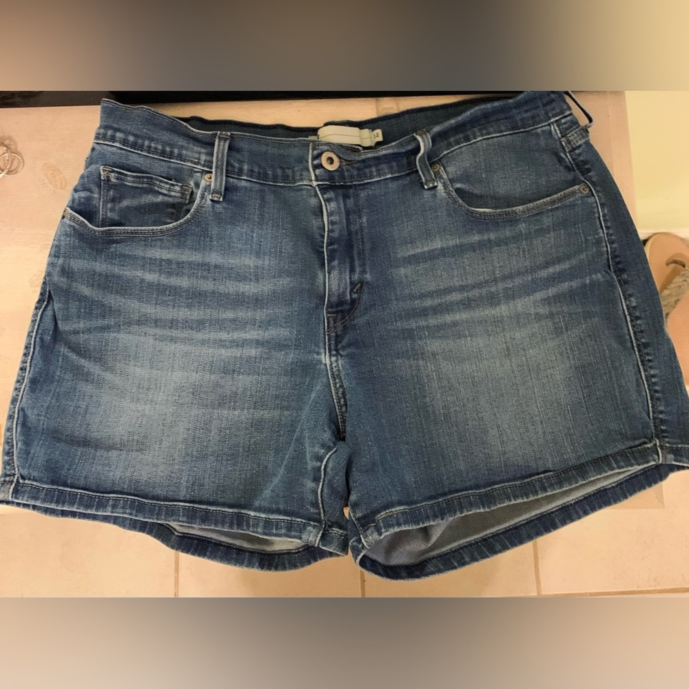Levi’s Denim Shorts Size 12